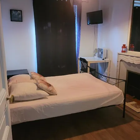 Appartamento A Deux Pas De Montmartre Parigi