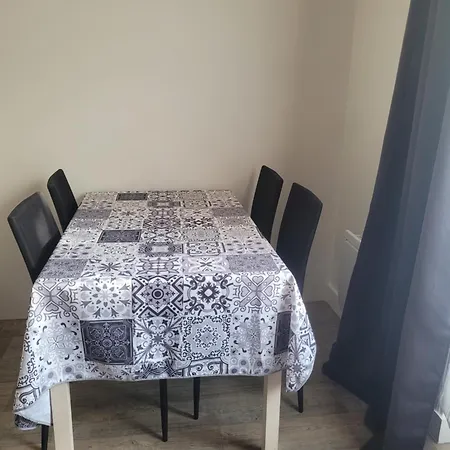 A Deux Pas De Montmartre Appartamento