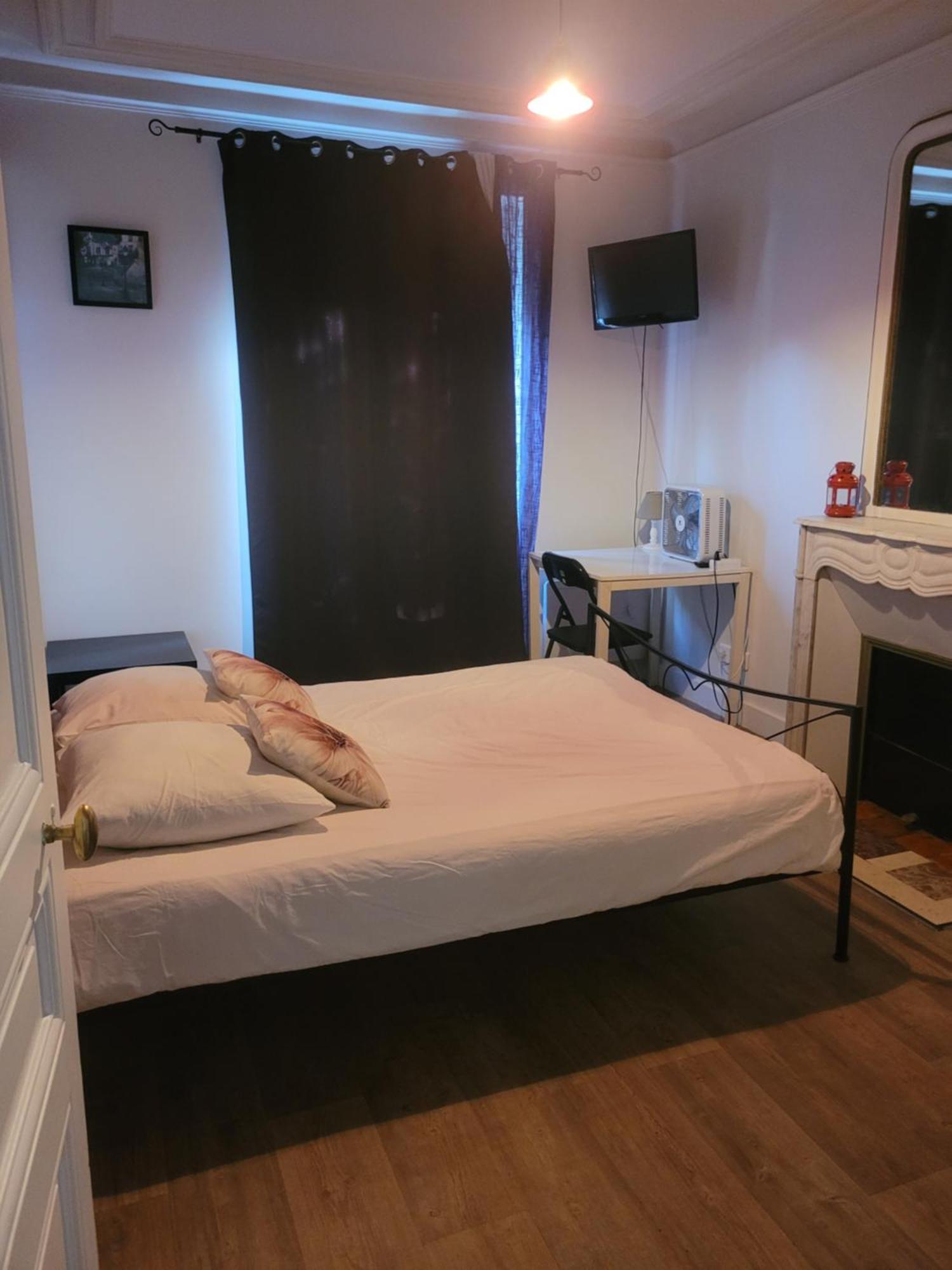 Appartamento A Deux Pas De Montmartre Parigi